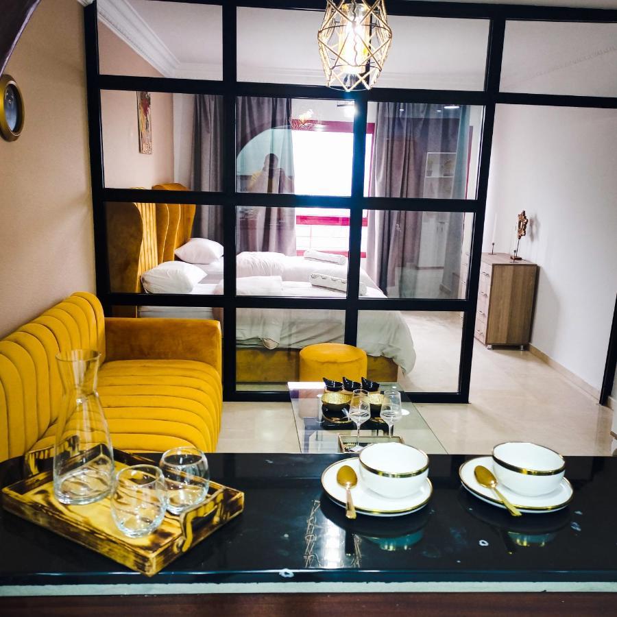 Nouveau Appartement Au Plein Centre-Ville En Face Hilton แทนเจียร์ ภายนอก รูปภาพ