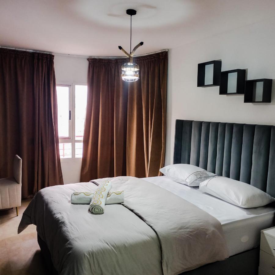 Nouveau Appartement Au Plein Centre-Ville En Face Hilton แทนเจียร์ ภายนอก รูปภาพ