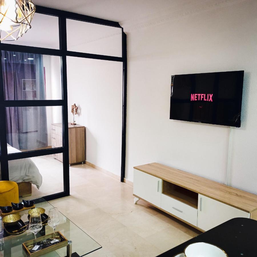 Nouveau Appartement Au Plein Centre-Ville En Face Hilton แทนเจียร์ ภายนอก รูปภาพ
